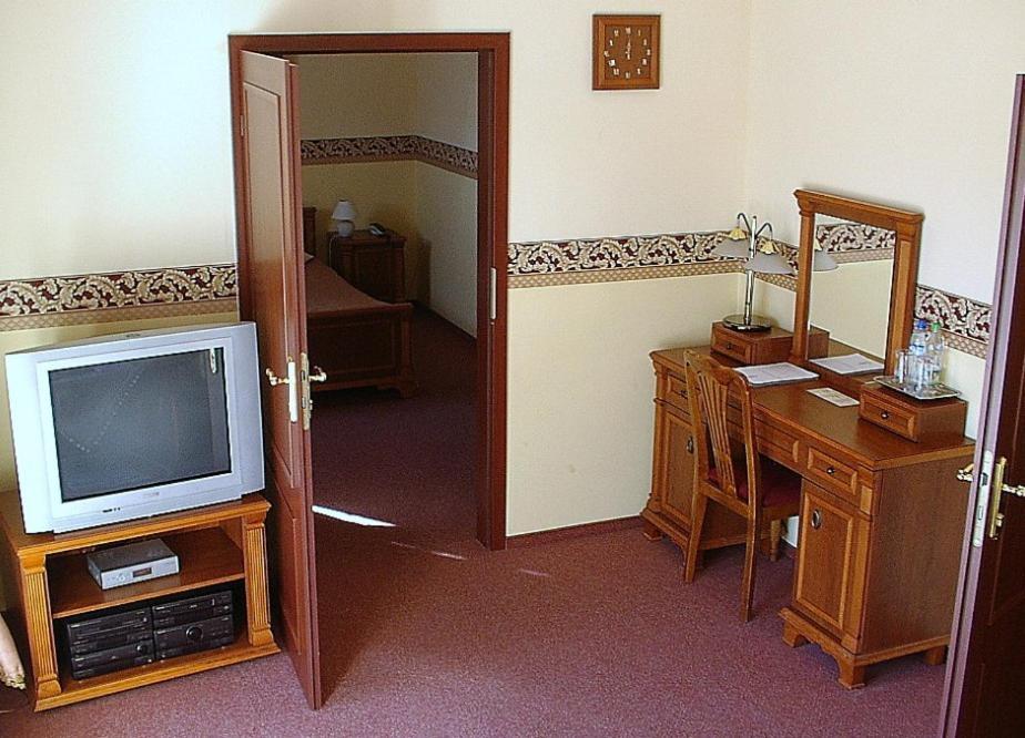 أوبولي Hotel Regius الغرفة الصورة